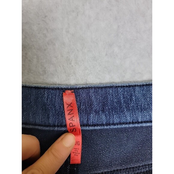 Spanx Jeans Womens Large 30x29 Skinny Mid Rise Light Blue Stretch Modern City - Picture 10 of 15